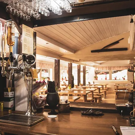 홈스테이 Wuja Toma *