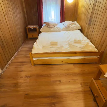 Séjour chez l'habitant Wuja Toma