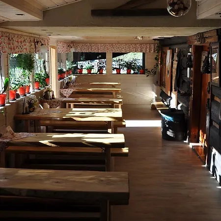 Wuja Toma 홈스테이