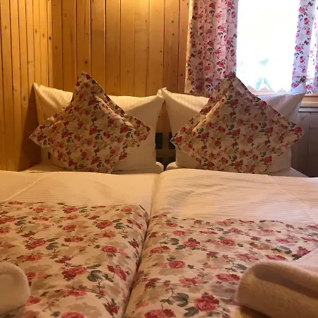 Séjour chez l'habitant Wuja Toma