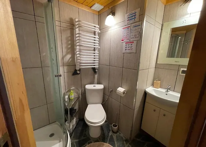 Wuja Toma בית אירוח