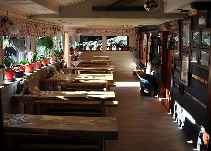 Wuja Toma בית אירוח